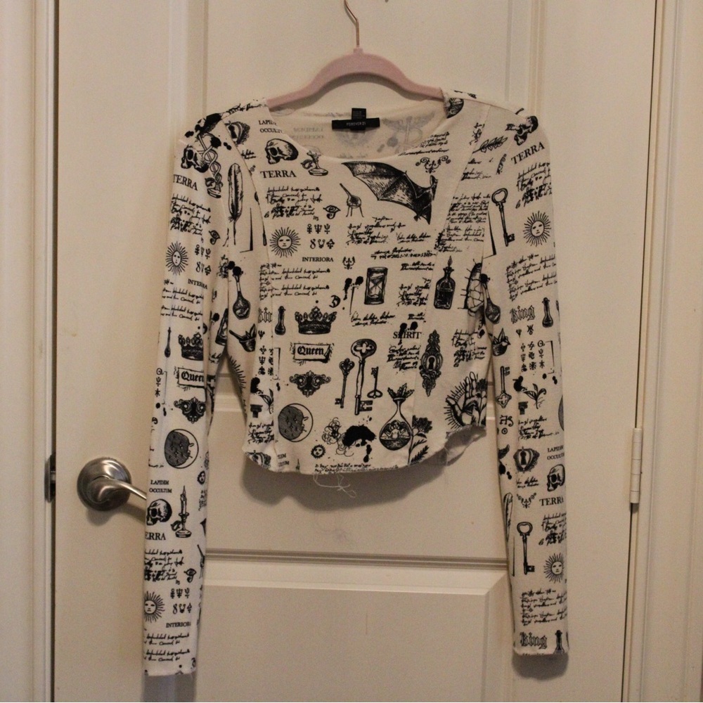 Forever 21 long sleeve crop top